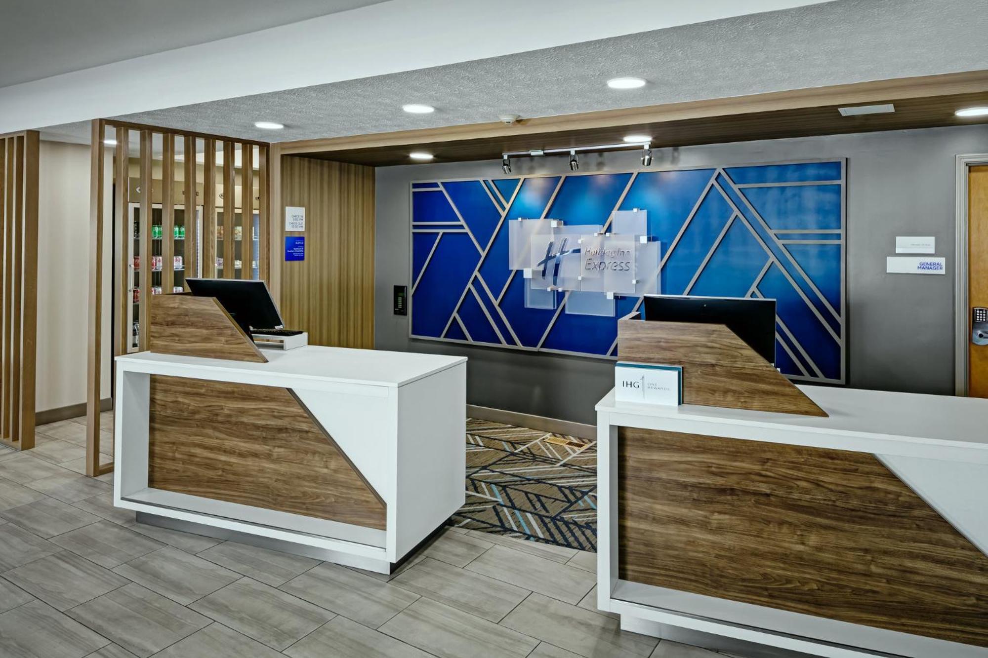 Holiday Inn Express Lewiston By Ihg Buitenkant foto